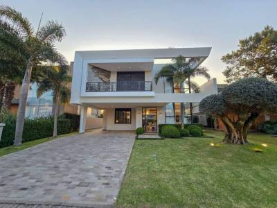 Casa em Condomínio 5 dormitórios para venda, VELAS DA MARINA em Capão da Canoa | Ref.: 3398