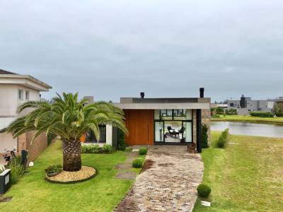 Casa em Condomínio 4 dormitórios para venda, RIVIERA I E II em Xangri-lá | Ref.: 3407