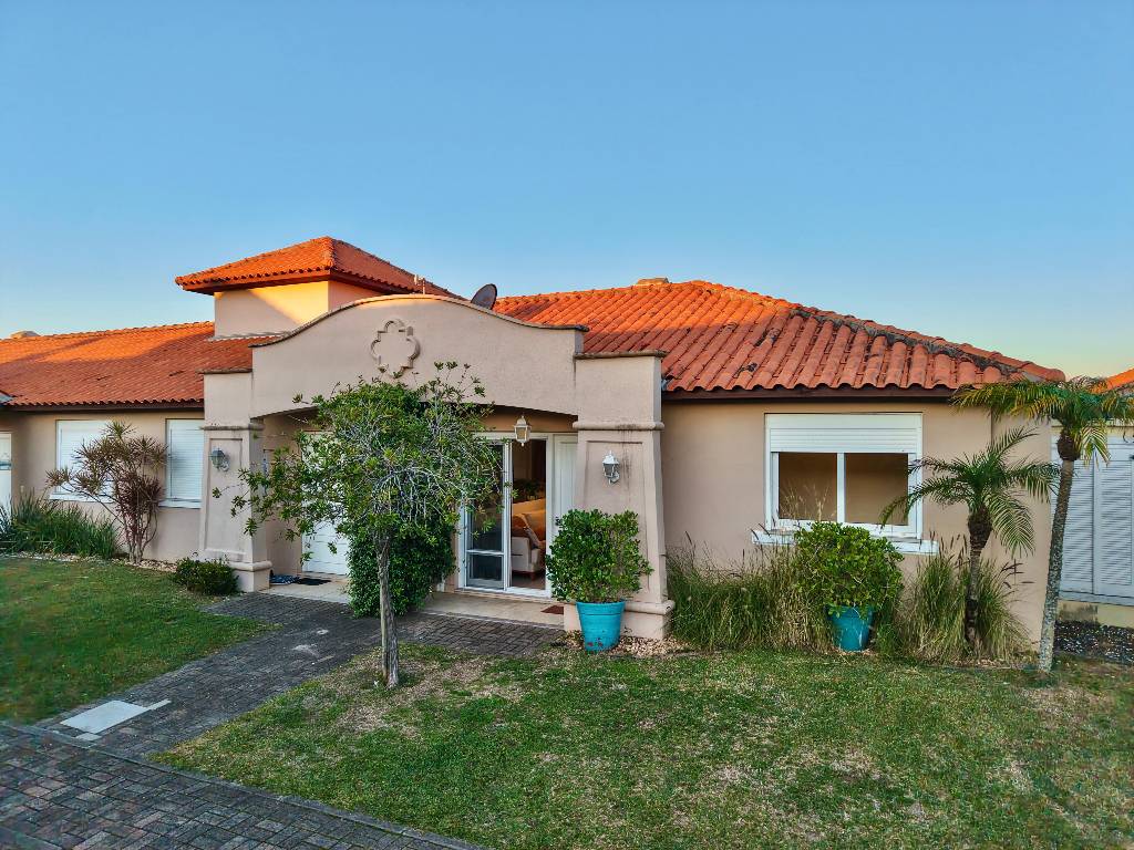 Casa em Condomínio 3 dormitórios para venda, CASA HERMOSA em Xangri-lá | Ref.: 3653